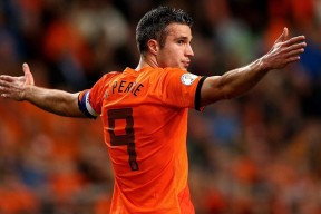 欧洲杯战术多变：阵型调整带来奇迹！，欧洲杯各组队的实力分析