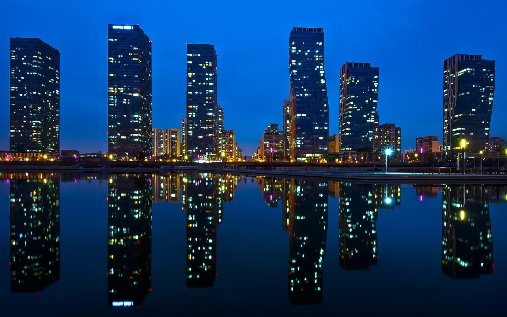 开云体育登陆入口-掩护后选择突破还是后撤跳投的判断依据，篮球后掩护战术