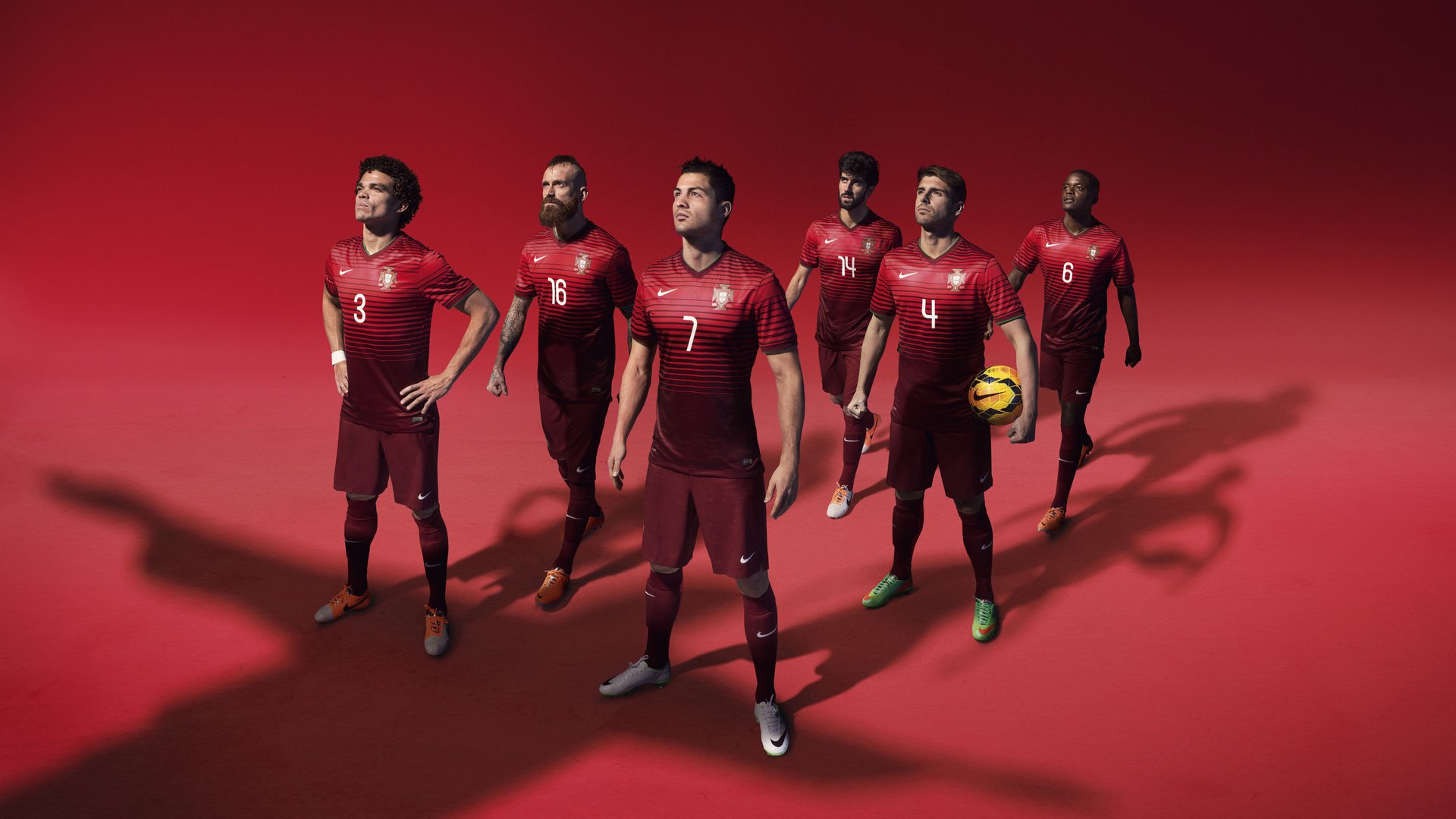 中国足球职业俱乐部战略合作伙伴关系深化，中国足球俱乐部价值