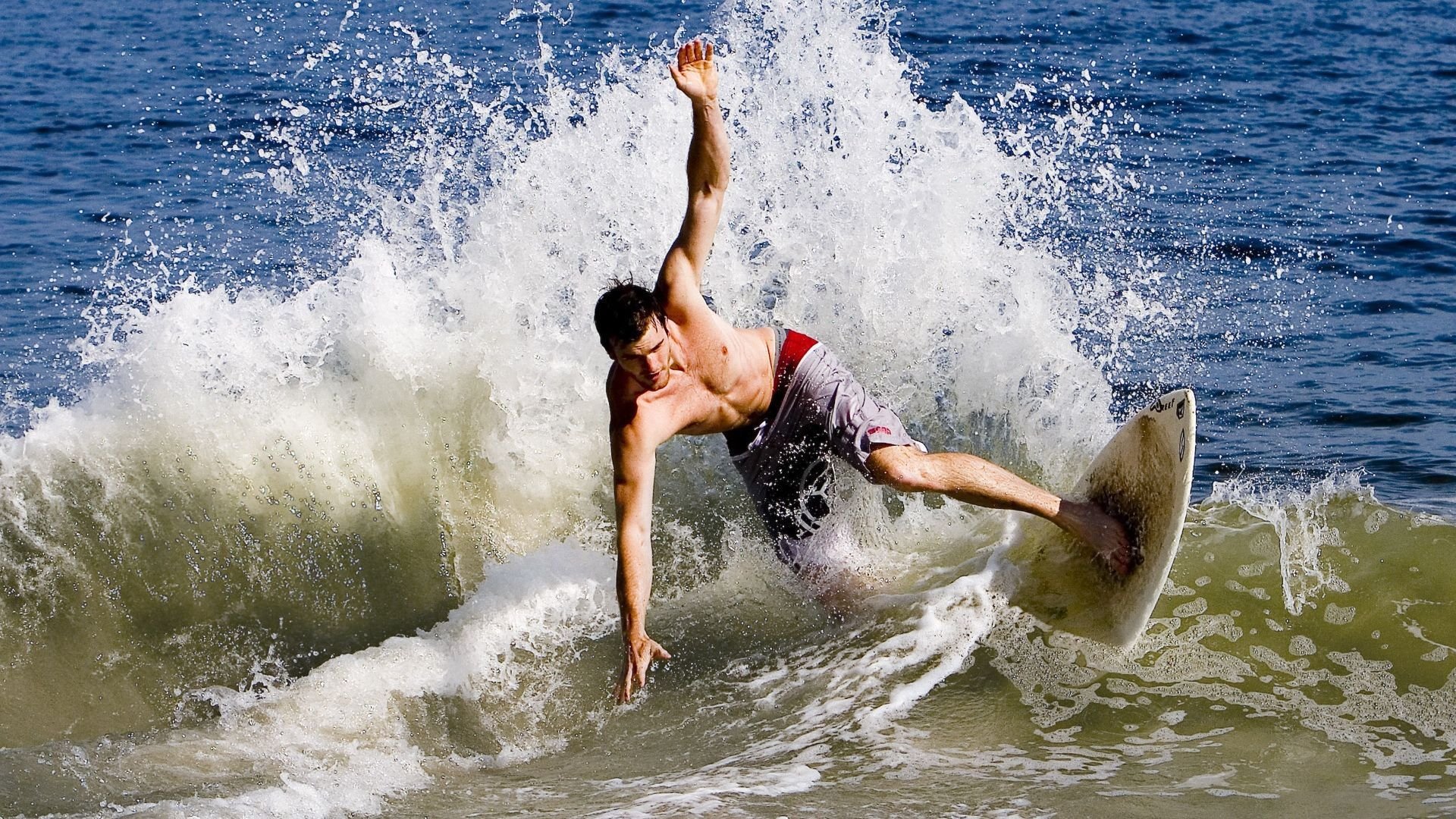 拉文称需要全队同频率执行战术，拉文带队能力